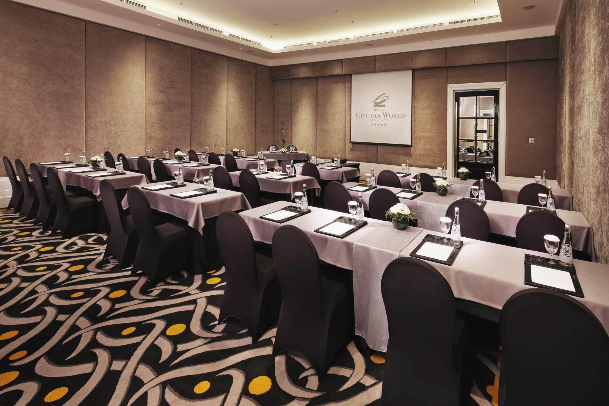 Hotel Ciputra World Surabaya Managed By Swiss-Belhotel International Екстериор снимка