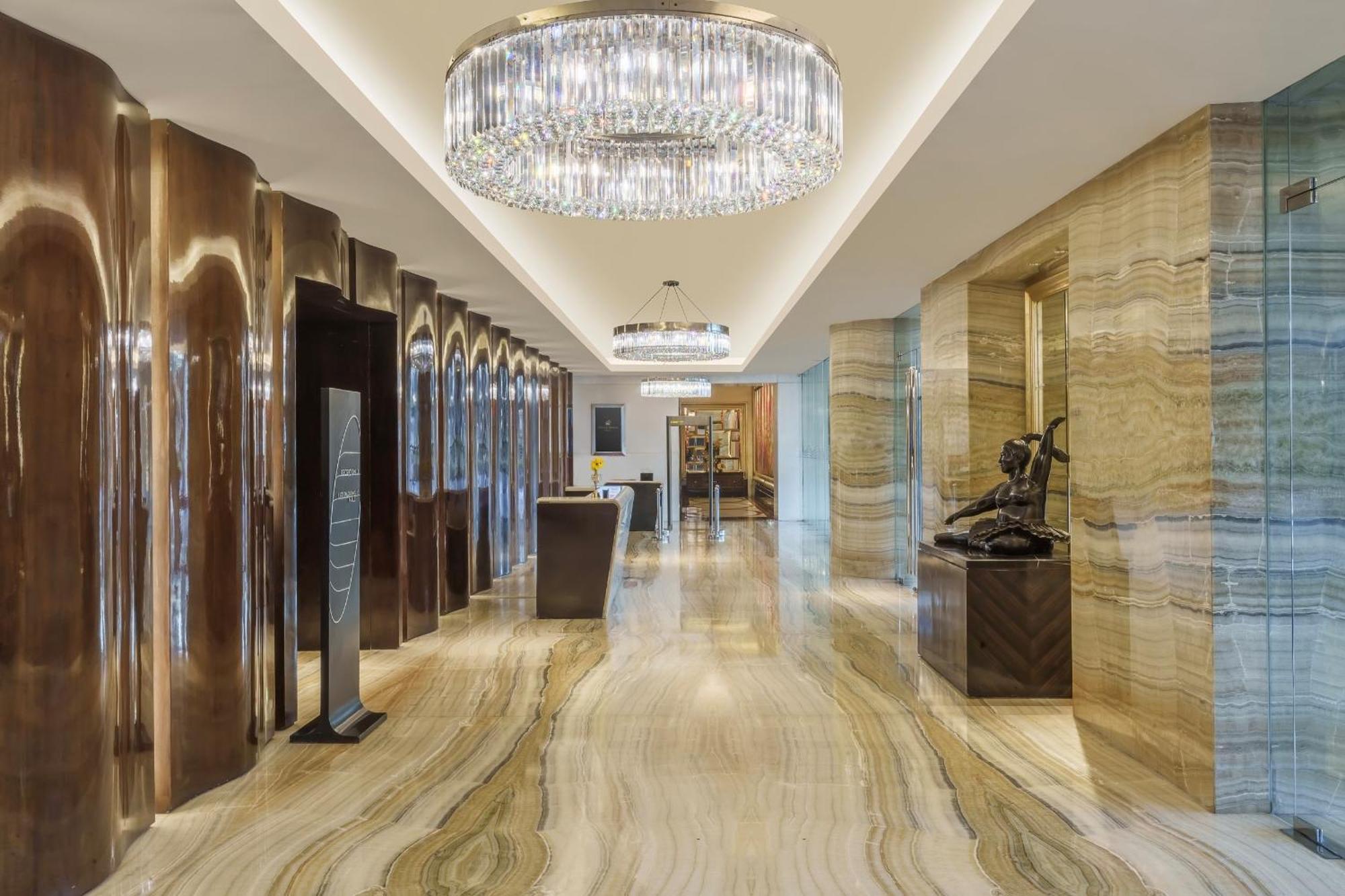 Hotel Ciputra World Surabaya Managed By Swiss-Belhotel International Екстериор снимка