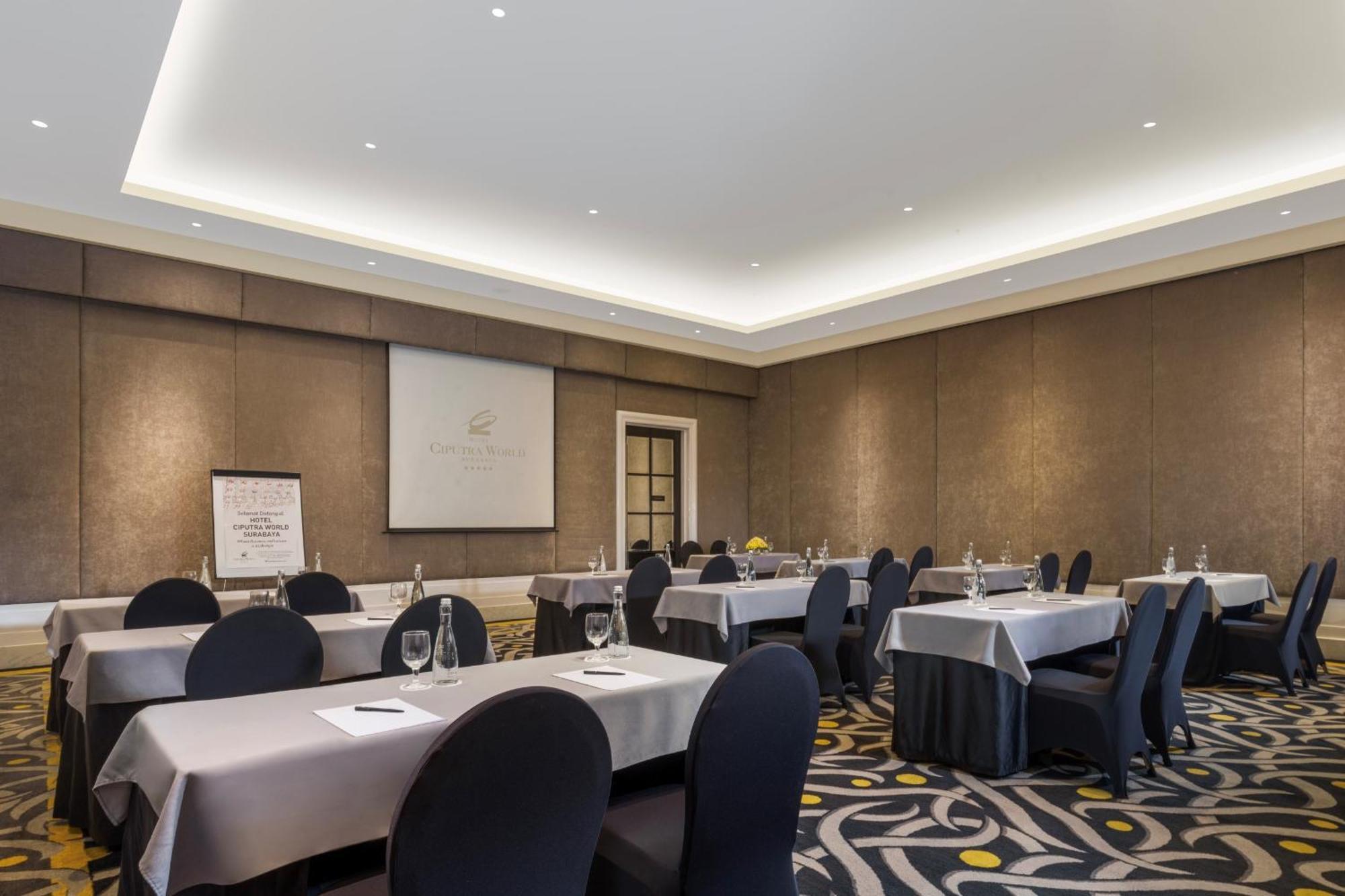Hotel Ciputra World Surabaya Managed By Swiss-Belhotel International Екстериор снимка