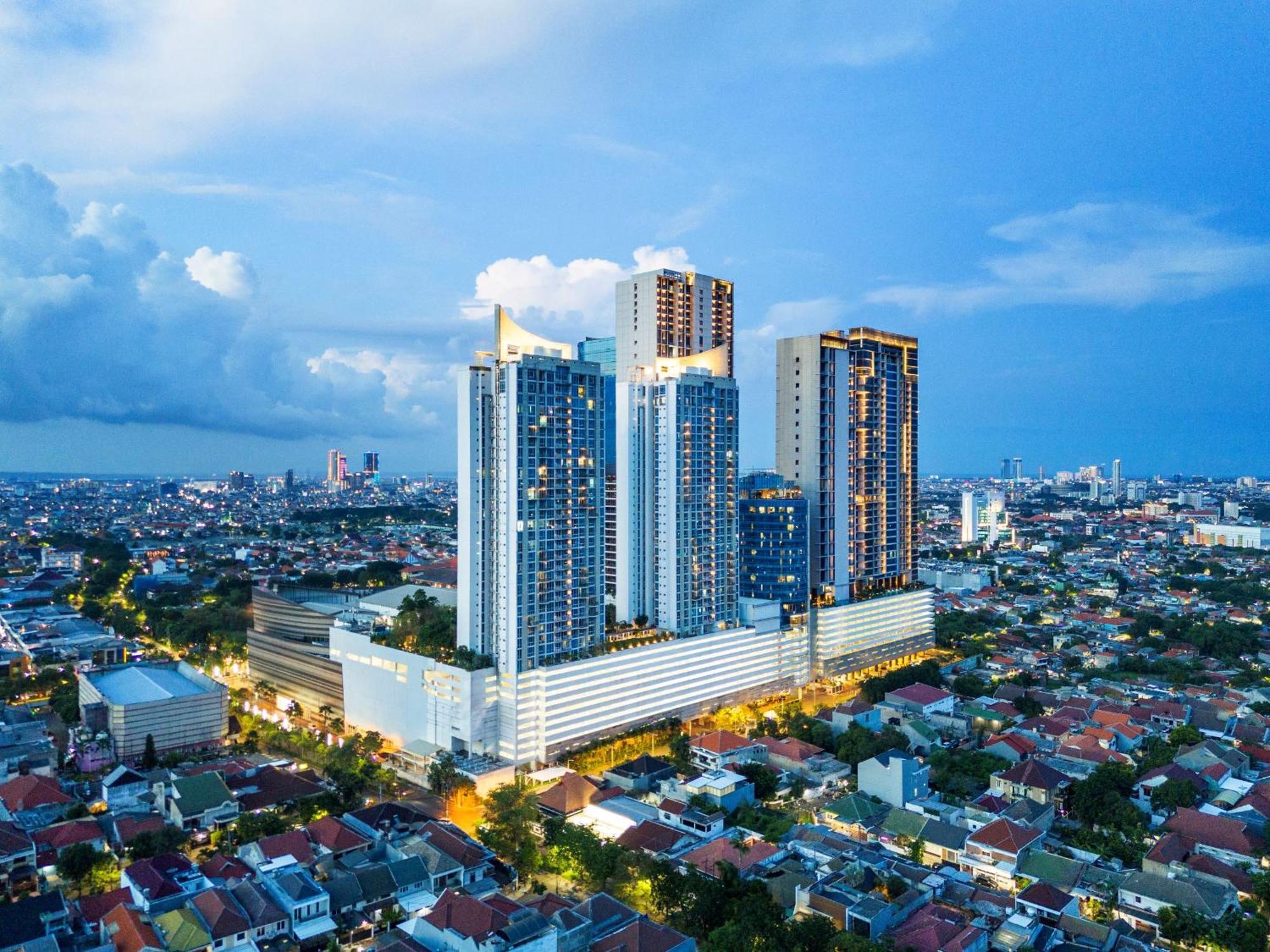 Hotel Ciputra World Surabaya Managed By Swiss-Belhotel International Екстериор снимка